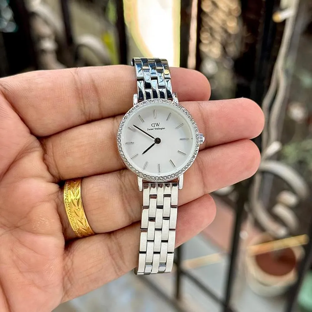Daniel Wellington Watch For Women (SW342) - stayhit.in Daniel Wellington Watch For Women (SW342) - stayhit.in