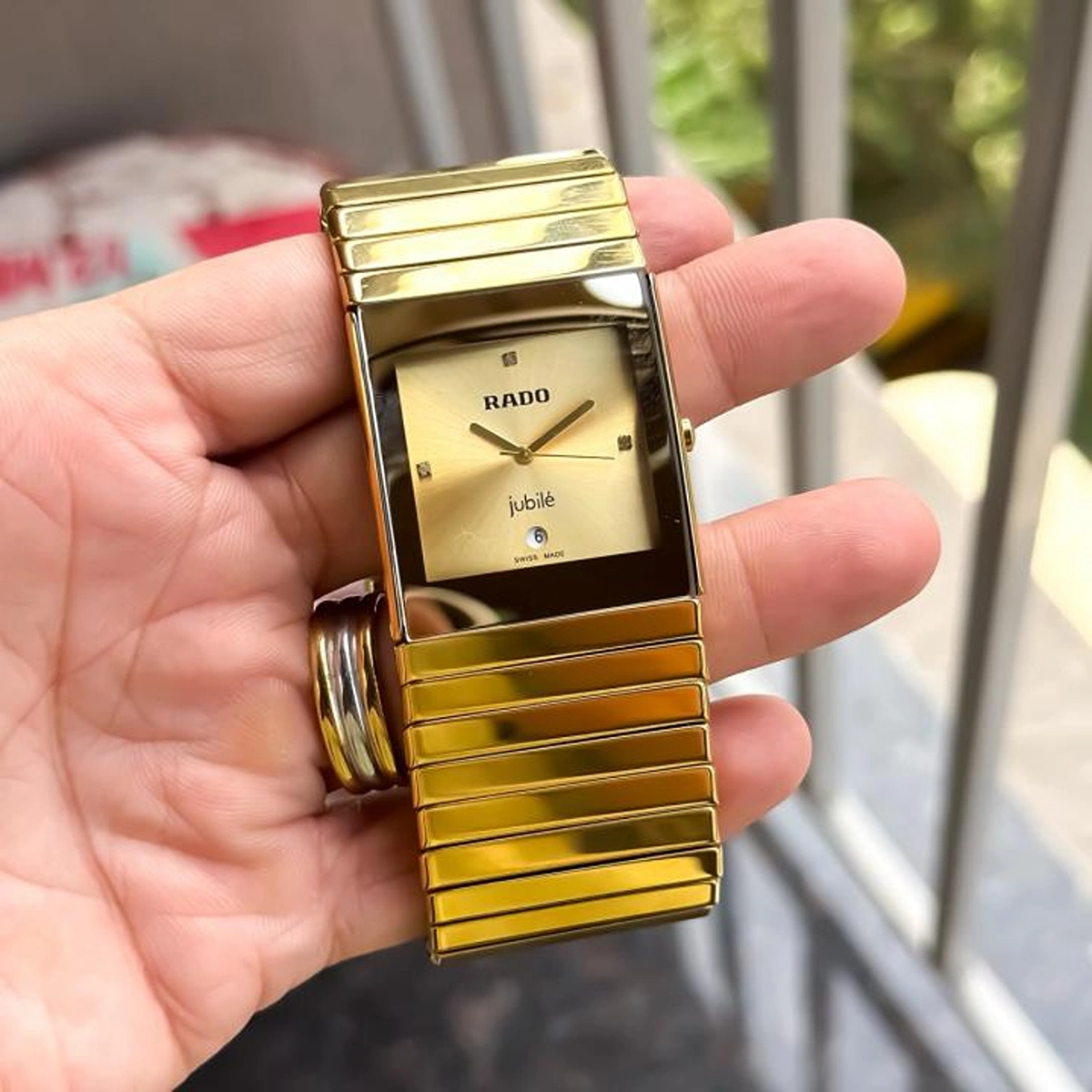 Elegant Rado Ceramic Watch Gold For Men (BOT3934) - stayhit.in