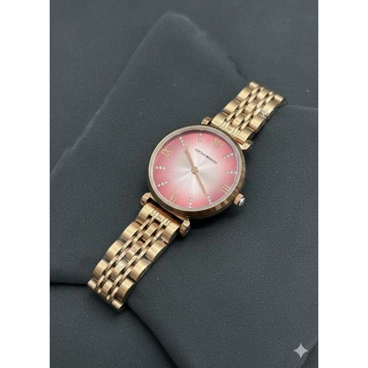Luxury Armani Watch Golden Strap For Women (BOT2549) - stayhit.in Luxury Armani Watch Golden Strap For Women (BOT2549) - stayhit.in