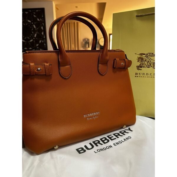 Luxury Burberry Medium Banner Handbag With Dust Bag For Women (LAB962) - stayhit.in Luxury Burberry Medium Banner Handbag With Dust Bag For Women (LAB962) - stayhit.in