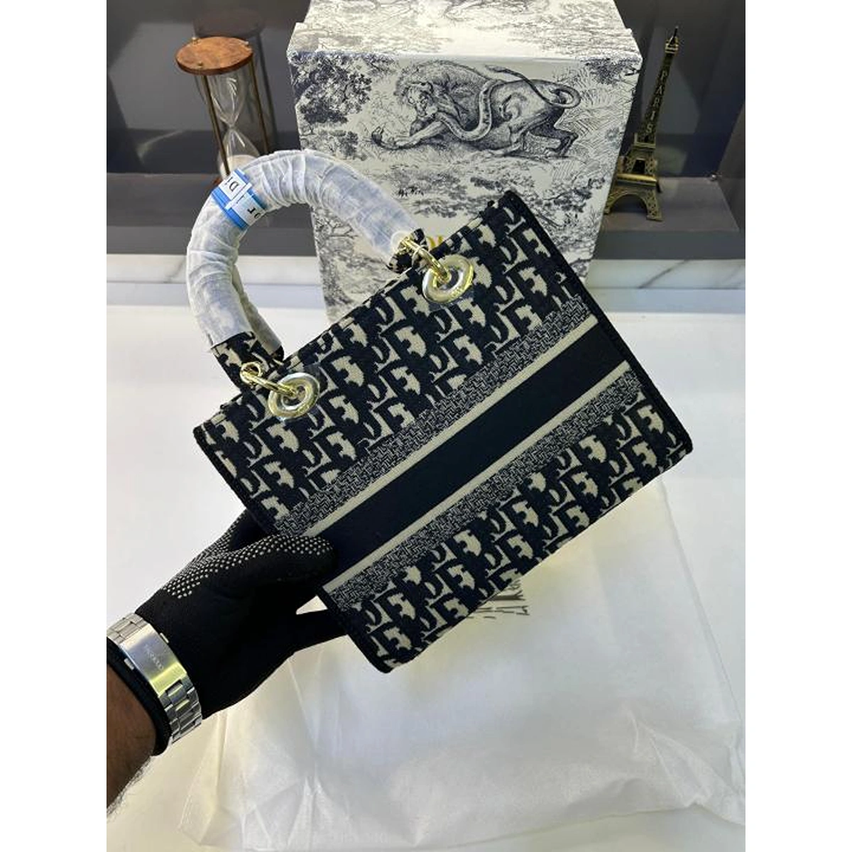 Luxury Dior Handbag With Og Box For Women (BOT3801) - stayhit.in Luxury Dior Handbag With Og Box For Women (BOT3801) - stayhit.in