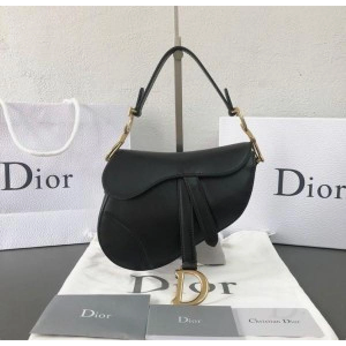 Premium Christian Dior Saddle Bag With Box For Women (BOT2587) - stayhit.in Premium Christian Dior Saddle Bag With Box For Women (BOT2587) - stayhit.in