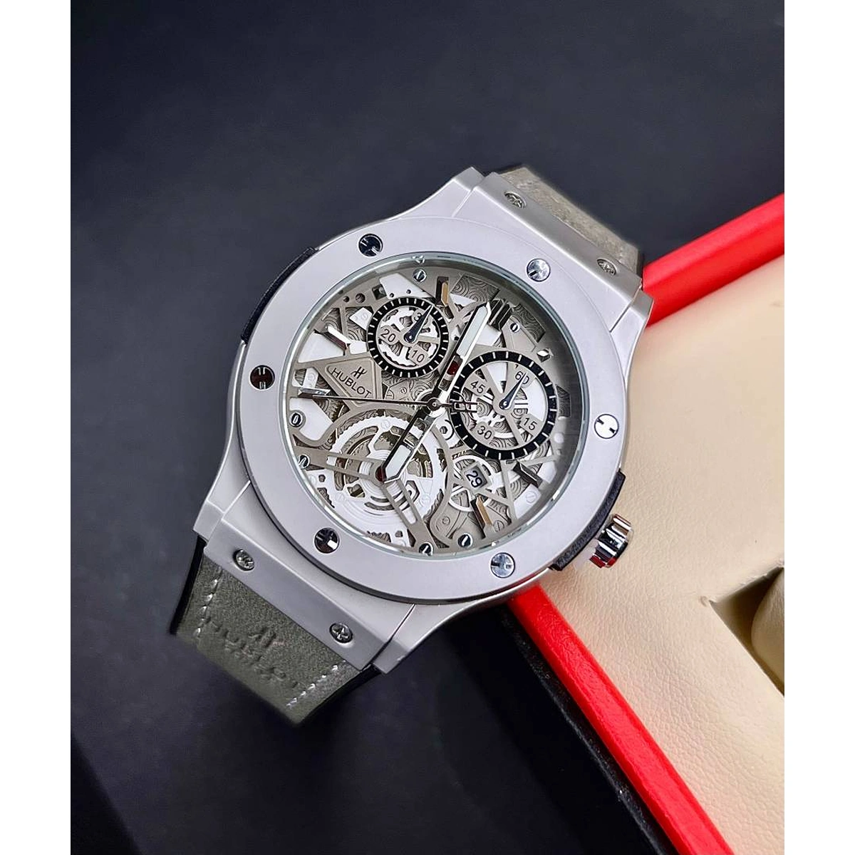 Premium Hublot Chronograph Watch For Men (SOS532) - stayhit.in