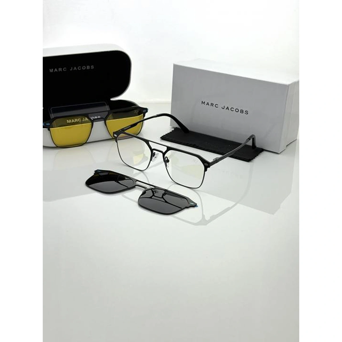Premium Marc Jacobs Sunglasses Black For Men (BOT3257) - stayhit.in Premium Marc Jacobs Sunglasses Black For Men (BOT3257) - stayhit.in