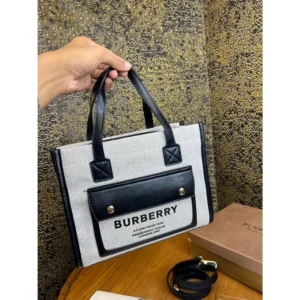 Stylish Burberry Handbag For Women (BOT1760) - stayhit.in
