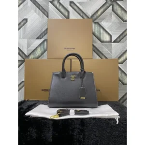 Stylish Burberry Handbag For Women (BOT1859) - stayhit.in
