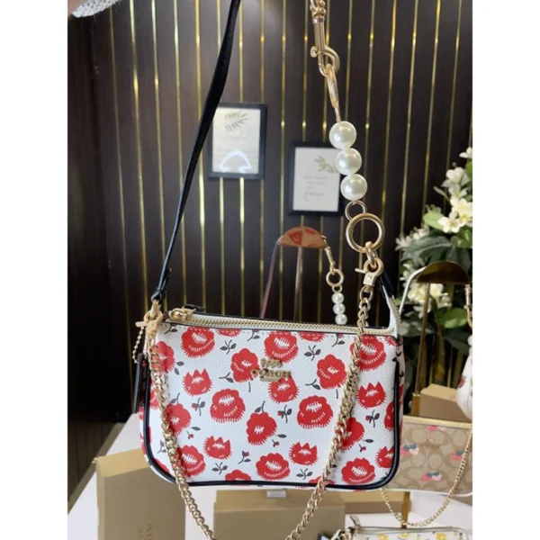 Stylish Coach Nolita Tote Bag Red Black For Women (BOT2886) - stayhit.in