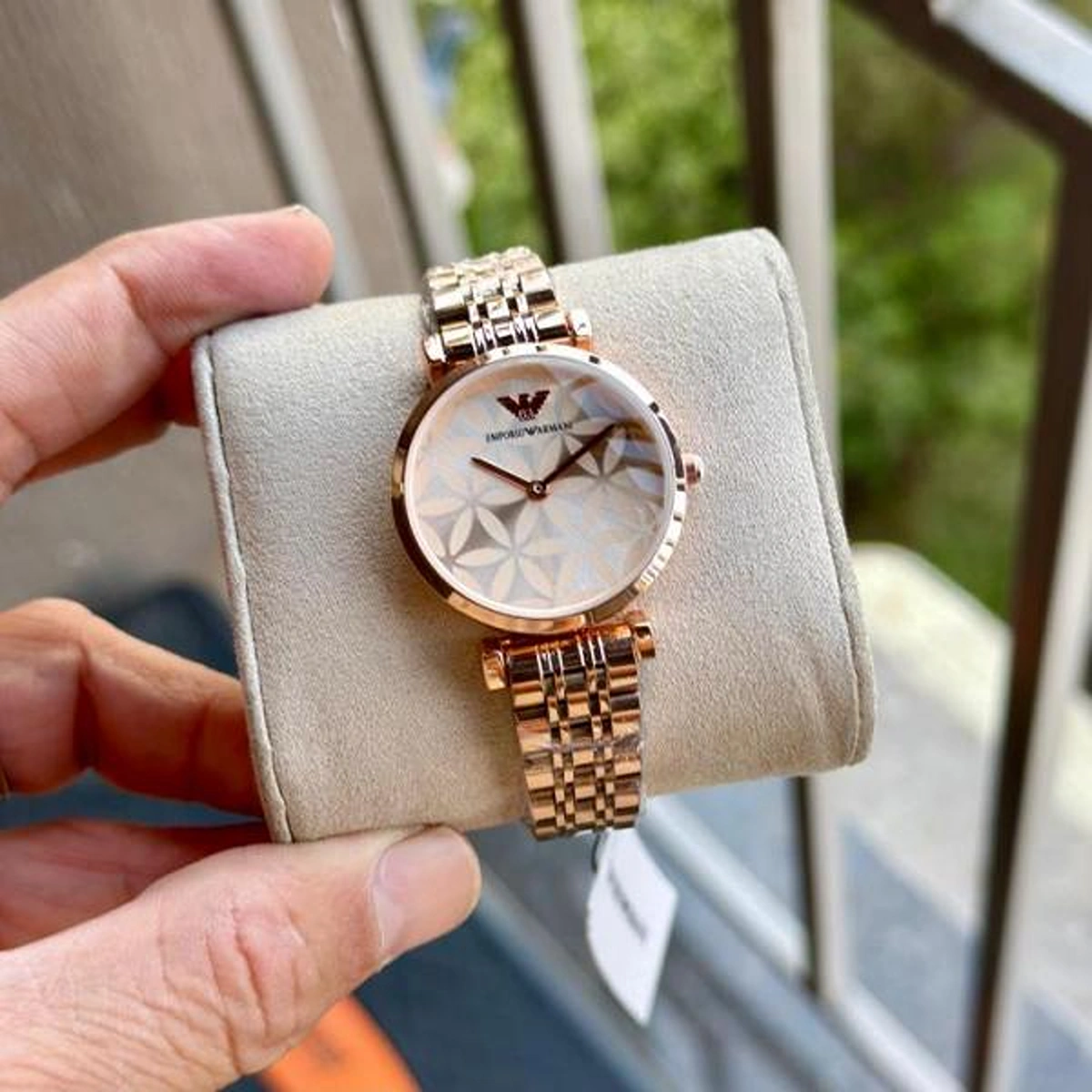Stylish Emporio Armani Chronograph Watch For Women (BOT3625) - stayhit.in Stylish Emporio Armani Chronograph Watch For Women (BOT3625) - stayhit.in