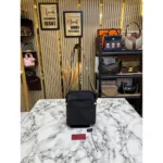 Stylish Hugo Boss Crossbody Side Bag For Women (JH439) - stayhit.in