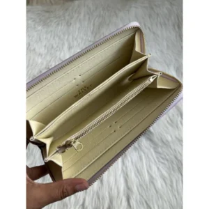 Stylish Marc Jacob Long Zippy Wallet Light Purple With Og Box For Women (DW220) - stayhit.in