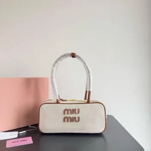 Stylish Miu Miu Handbag For Women (BOT1861) - stayhit.in