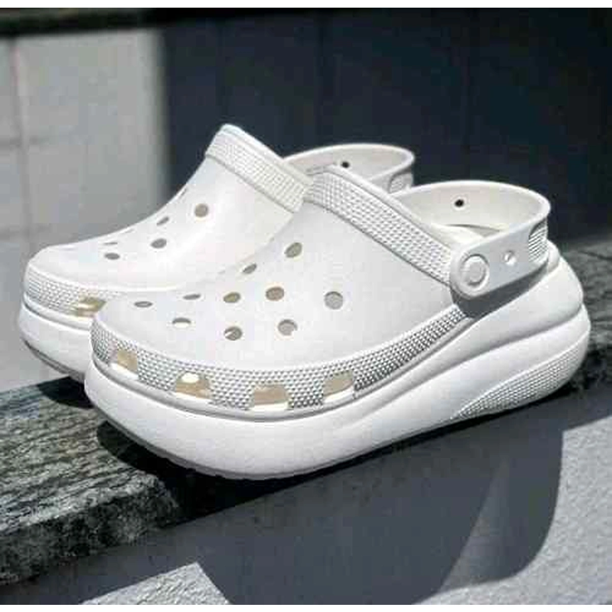Imported Crocs Mega Crush Clogs White For Men (HS1460) - stayhit.in Imported Crocs Mega Crush Clogs White For Men (HS1460) - stayhit.in