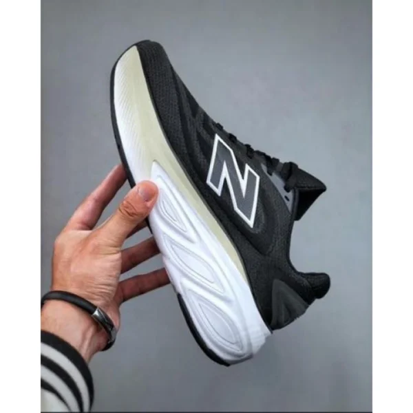 Imported New Balance Fresh Foam Shoes More V4 Black New For Men (SUP2991) - stayhit.in