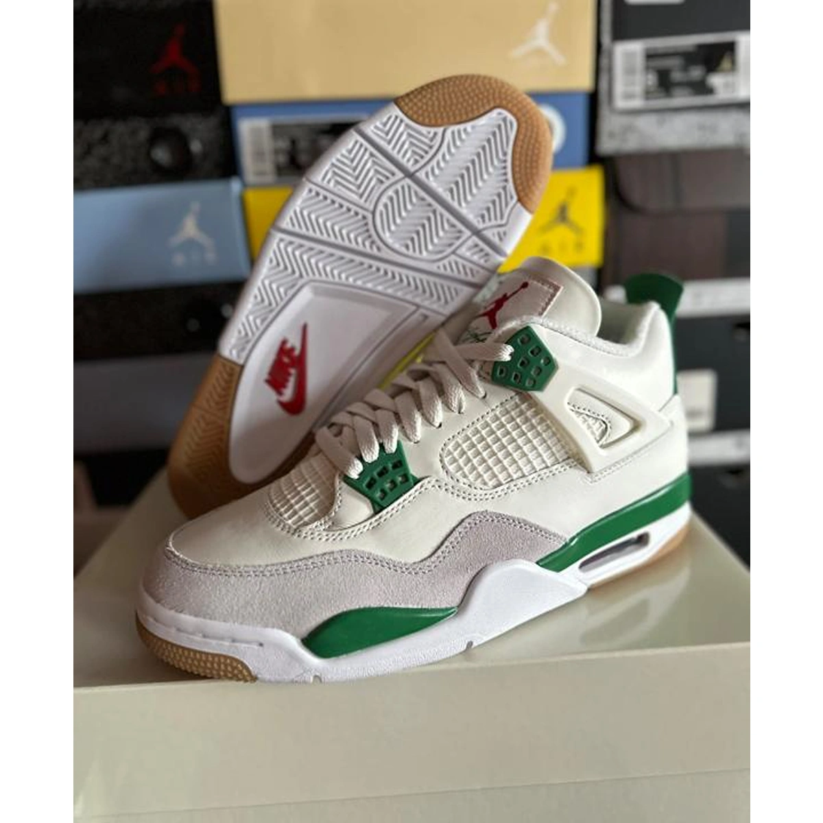 Premium Nike Air Jordan Retro 4 Shoes Pine Green For Men (SUP3221) - stayhit.in Premium Nike Air Jordan Retro 4 Shoes Pine Green For Men (SUP3221) - stayhit.in