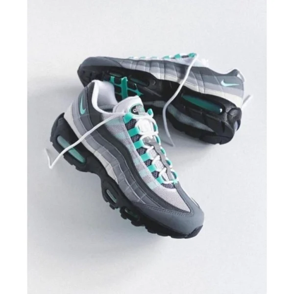 Premium Nike Air Max 95 Shoes Hyper Turquoise For Men (SUP3480) - stayhit.in
