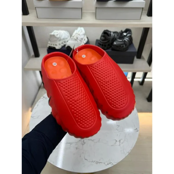 Premium Nike Mind 001 Mules Red For Men (SUP1093) - stayhit.in Premium Nike Mind 001 Mules Red For Men (SUP1093) - stayhit.in