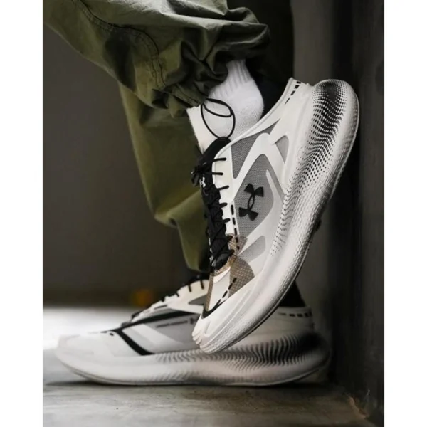 Premium Under Armour Ua Echo Shoes Slips Peed Black White For Men (SUP1089) - stayhit.in Premium Under Armour Ua Echo Shoes Slips Peed Black White For Men (SUP1089) - stayhit.in
