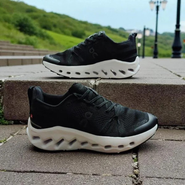 Stylish On Cloudleap Shoes Black White For Men (SUP2886) - stayhit.in Stylish On Cloudleap Shoes Black White For Men (SUP2886) - stayhit.in