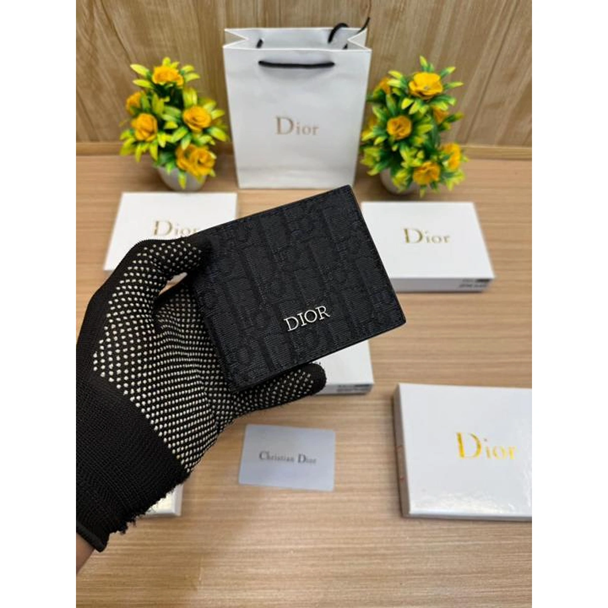 Imported Dior Wallet For Men (BOT4115) - stayhit.in Imported Dior Wallet For Men (BOT4115) - stayhit.in