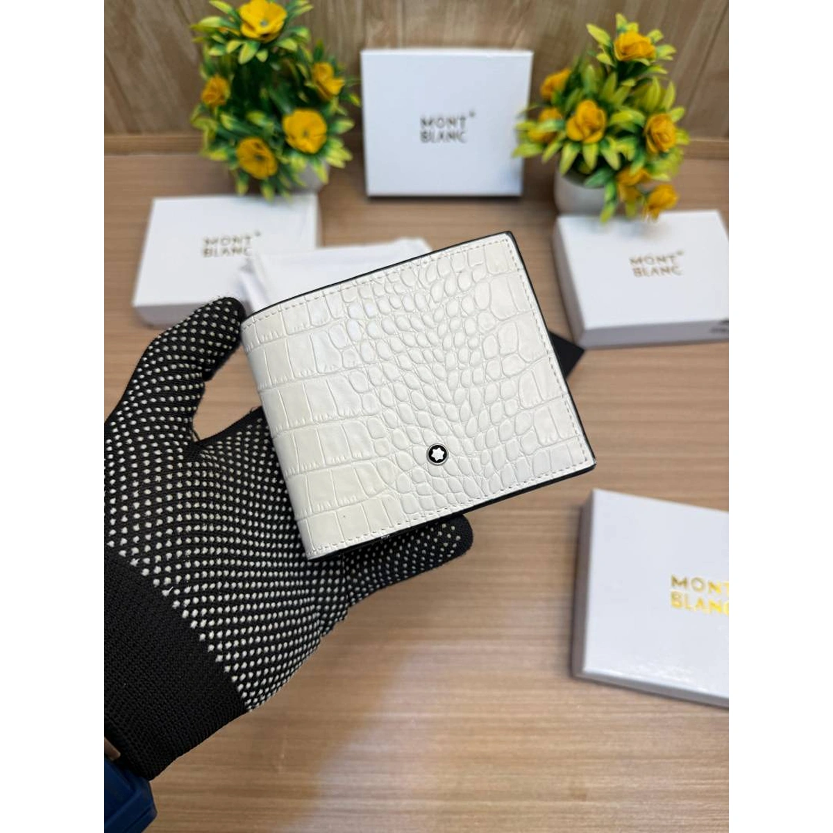 Stylish Mont Blanc Wallet White For Men (BT360) - stayhit.in Stylish Mont Blanc Wallet White For Men (BT360) - stayhit.in